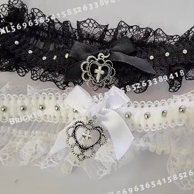 ゴシックブラックレースチョーカー、ボウクロスハートペンダント - Magnetic Clasp Cosplay のレビューと価格